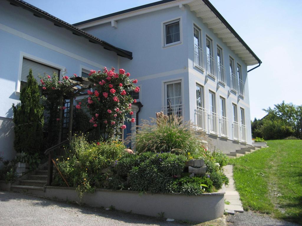 Gaestehaus Zieserl Deutsch Kaltenbrunn Exterior photo